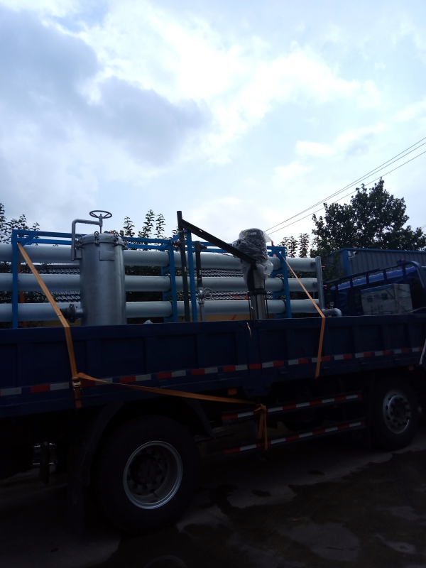 二手20噸單級反滲透設備裝車