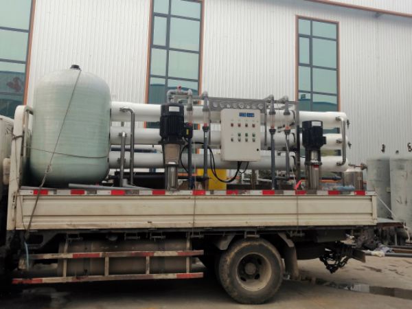 二手5噸單級反滲透設備裝車